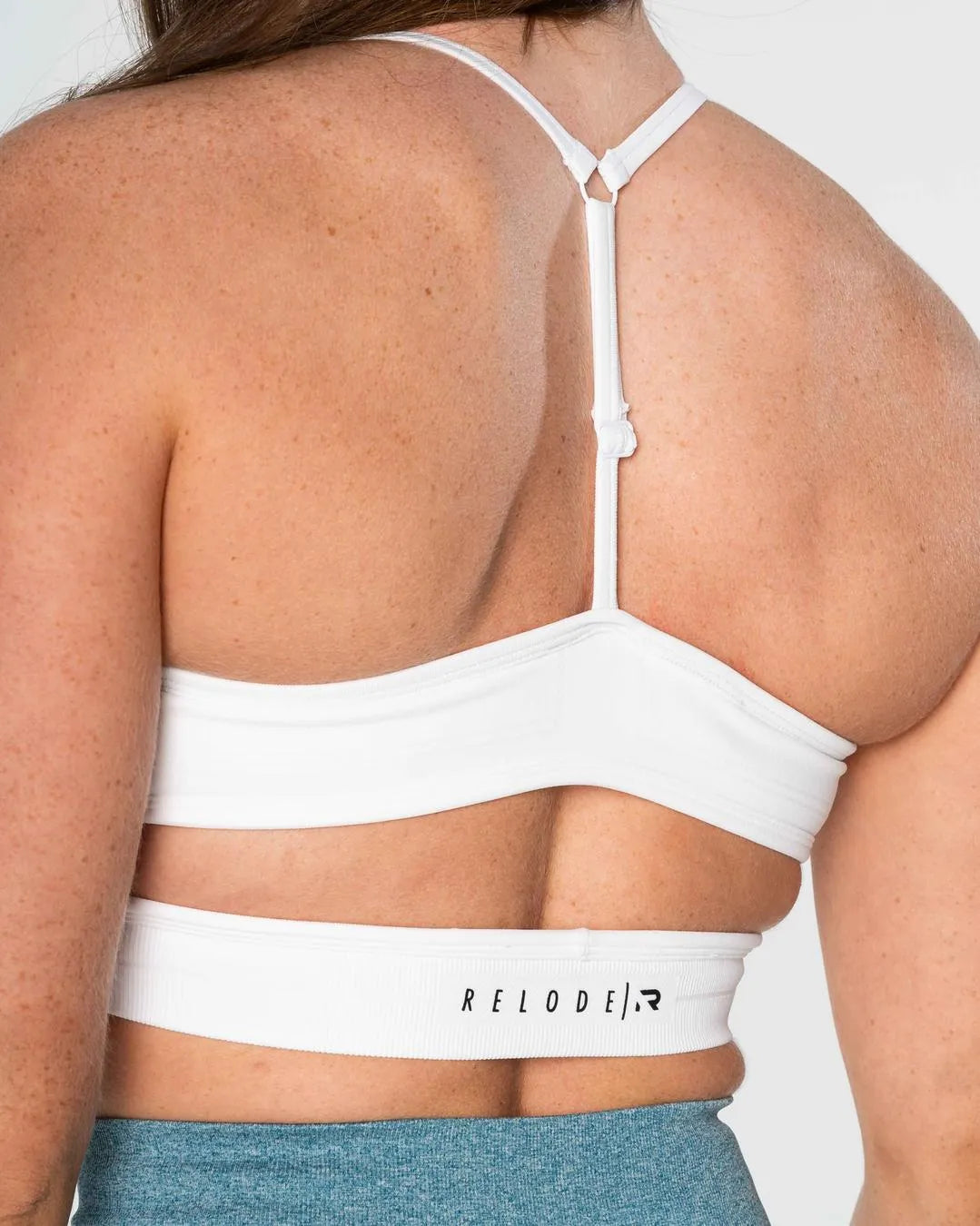 Echo Top - White